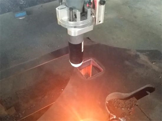 چین بقایا او ارزانه لوی پاڼی د فلز CNC پلازما کسر ماشین