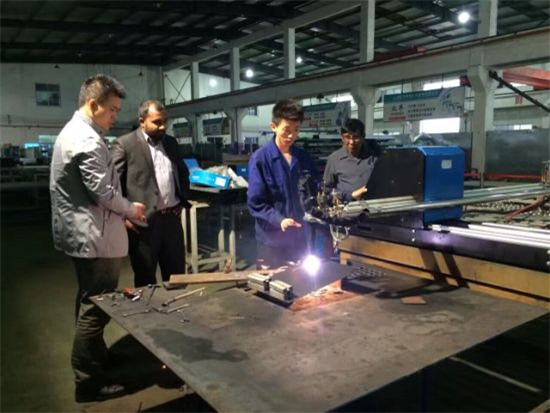 د ښه کیفیت CNC پلازمینې کاٹنې ماشین چین فابریکه قیمت